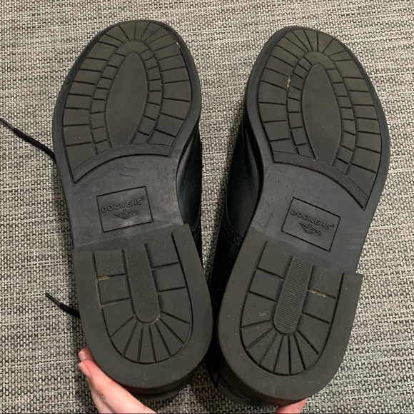 Black Dockers Men’s Oxford Dress Shoes - Picture 3 of 5